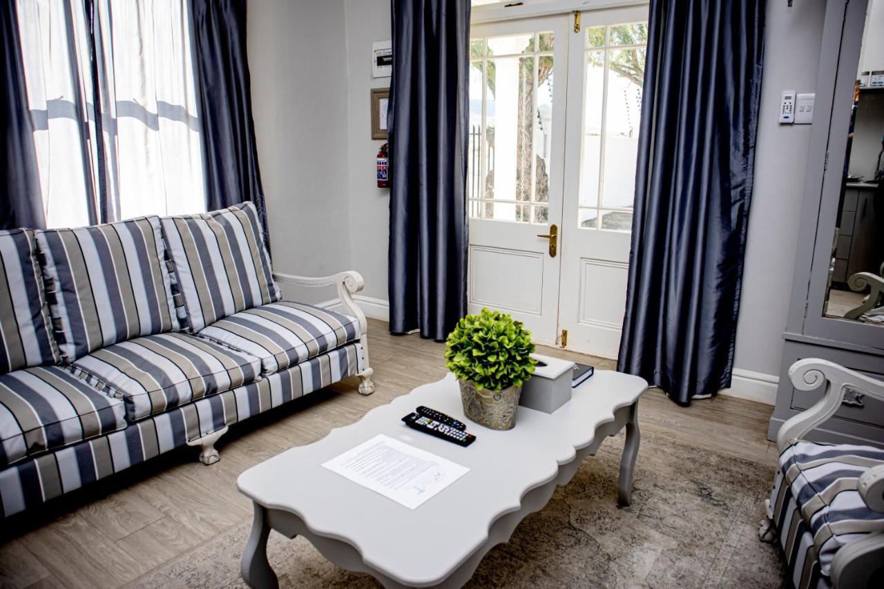 French Karoo Guesthouse 博福特西 外观 照片